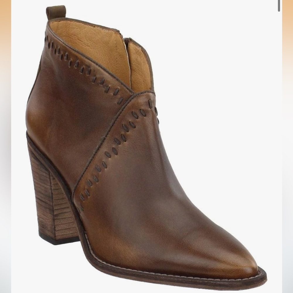 Lucchese Brown Leather Pointed-Toe Ankle Booties